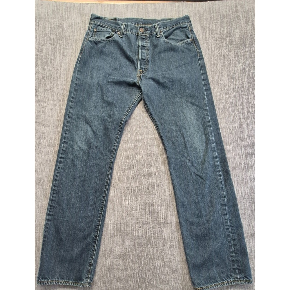 Levi Strauss 501 men's denim blue jeans 34x32 medium wash cotton button fly